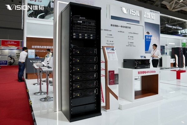 固態(tài)電池首次揭曉！雄韜股份新品亮相CIBF2025