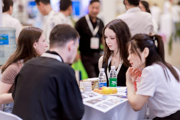 WOCA博覽會，出口好平臺 | 政策賦能&#215;全球視野！WOCA 2025助地坪企業(yè)“零門檻”出海，搶占萬億國際市場！